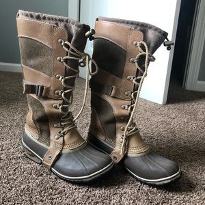 Sorel Winter Snow Boots Women’s size 8